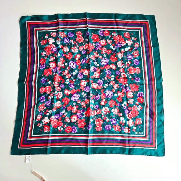NWT / NOS Vintage Bill Blass 100% Silk Floral Square Scarf Made in Japan - Picture 2 of 10